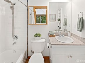9219 Stone Avenue N, Seattle WA 98103