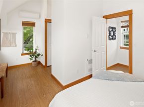 9219 Stone Avenue N, Seattle WA 98103