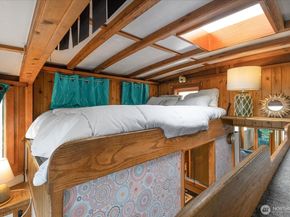 2143 N Northlake Way 47, Seattle WA 98103