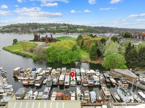 2143 N Northlake Way 47, Seattle WA 98103