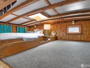 2143 N Northlake Way 47, Seattle WA 98103