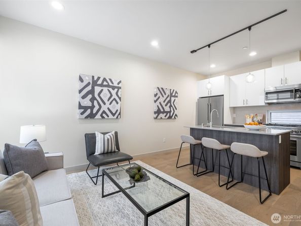 3612 Leary Way NW, Seattle WA 98107