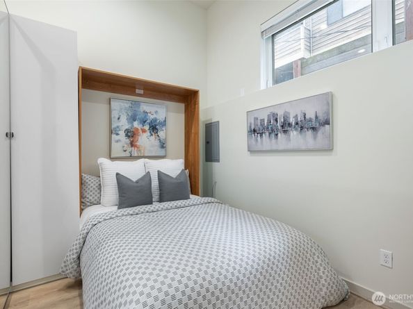 3612 Leary Way NW, Seattle WA 98107