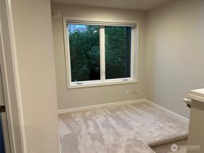 327 2nd Avenue S, Kirkland WA 98033