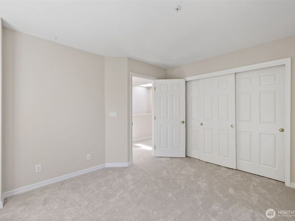 327 2nd Avenue S, Kirkland WA 98033