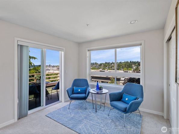 327 2nd Avenue S, Kirkland WA 98033