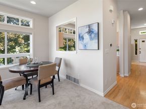 327 2nd Avenue S, Kirkland WA 98033