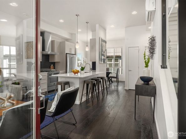 111 Martin Luther King Jr Way, Seattle WA 98122