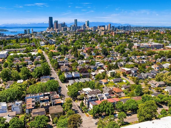 111 Martin Luther King Jr Way, Seattle WA 98122