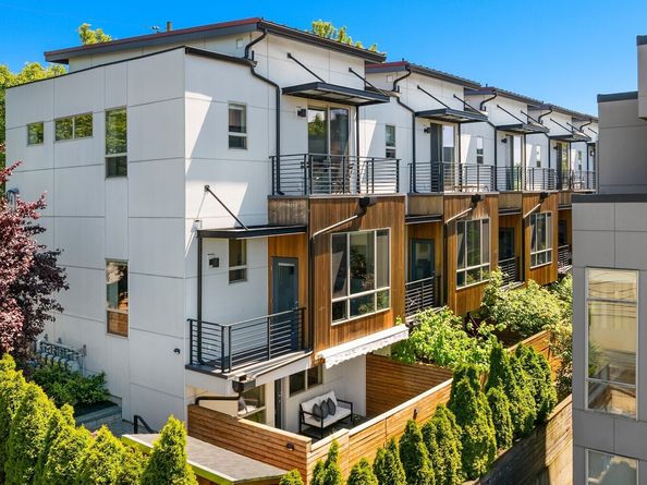 111 Martin Luther King Jr Way, Seattle WA 98122