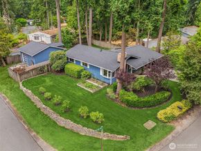 17803 199th Avenue NE, Woodinville WA 98077