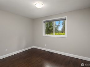 17803 199th Avenue NE, Woodinville WA 98077