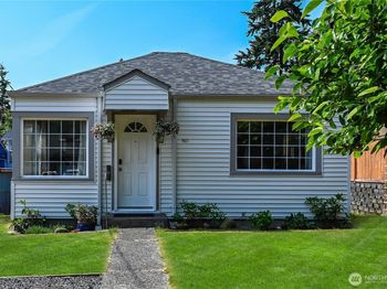 1907 N 137th Street
