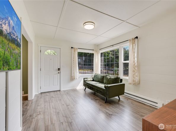 1907 N 137th Street, Seattle WA 98133