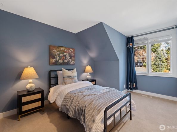 413 213th Place SE, Sammamish WA 98074
