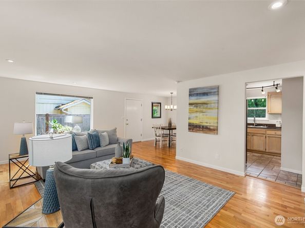 19508 23rd Avenue NE, Shoreline WA 98155