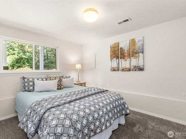 19508 23rd Avenue NE, Shoreline WA 98155