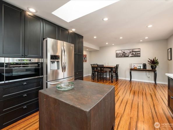 11642 NE 135th Street, Kirkland WA 98034