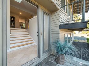 11642 NE 135th Street, Kirkland WA 98034