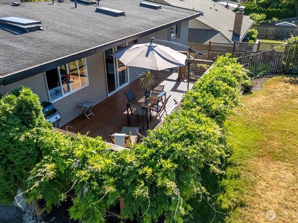 11642 NE 135th Street, Kirkland WA 98034