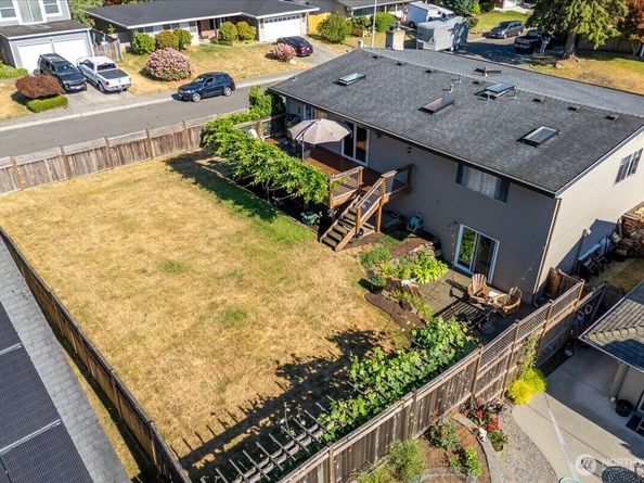 11642 NE 135th Street, Kirkland WA 98034