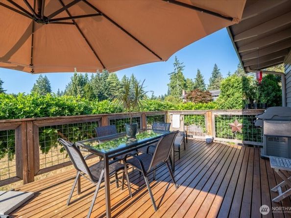 11642 NE 135th Street, Kirkland WA 98034