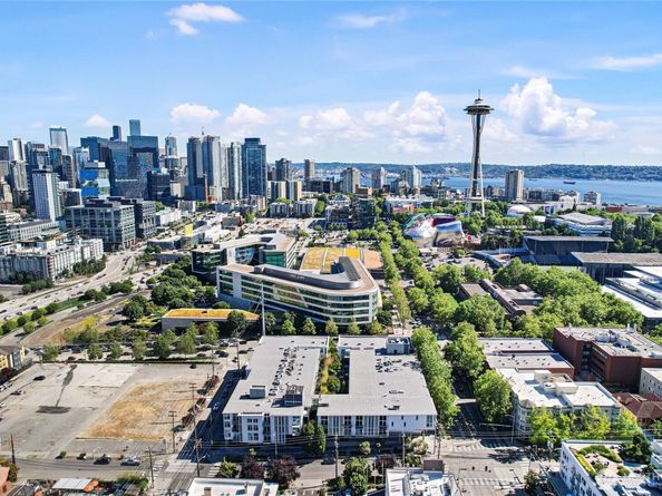 500 Mercer Street R325, Seattle WA 98109