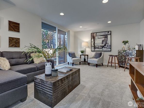 8707 116th Avenue NE A, Kirkland WA 98033