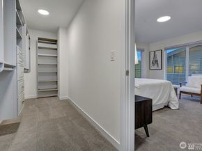 8707 116th Avenue NE A, Kirkland WA 98033