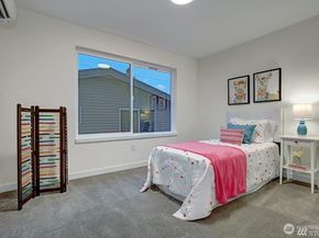 8707 116th Avenue NE A, Kirkland WA 98033