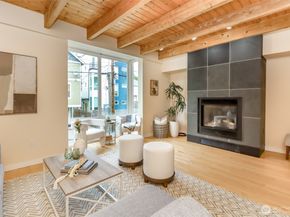4521 40th Avenue SW B, Seattle WA 98116
