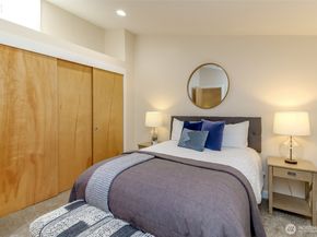 4521 40th Avenue SW B, Seattle WA 98116