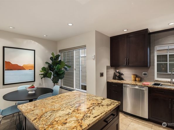 8523 Midvale Avenue N A, Seattle WA 98103