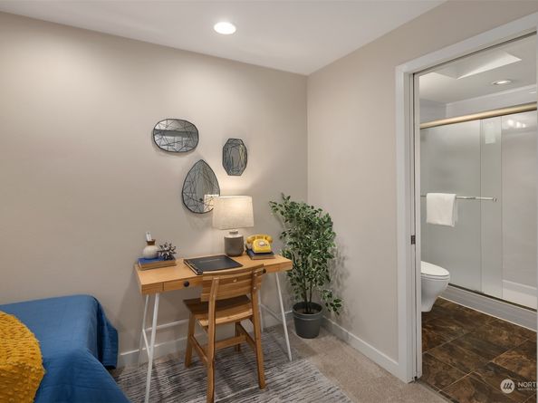 8523 Midvale Avenue N A, Seattle WA 98103