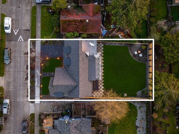 6523 39th Ave NE, Seattle WA 98115
