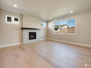 20230 125th Avenue NE SM203, Bothell WA 98011