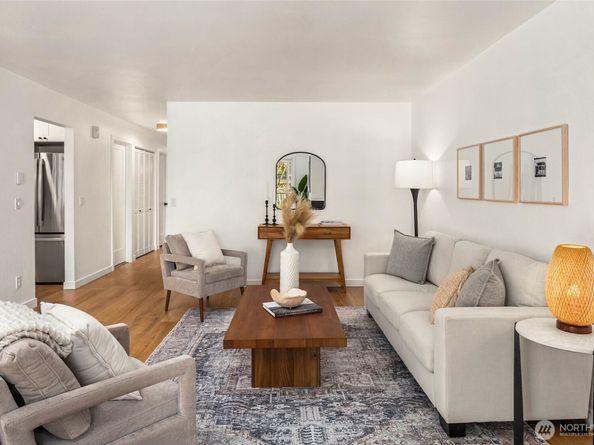 12003 100th Avenue NE 202, Kirkland WA 98034