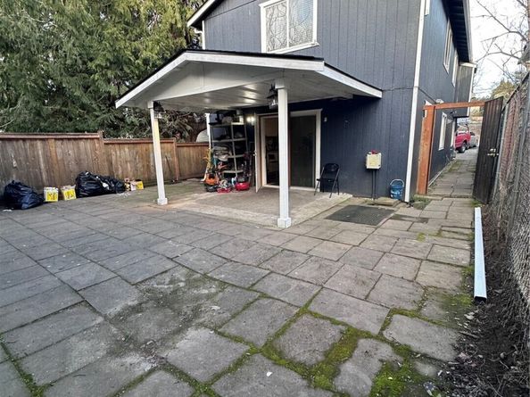 10453 1st Avenue SW, Seattle WA 98146