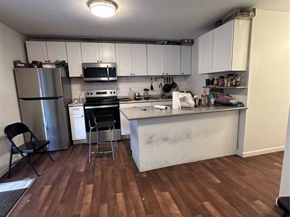 10453 1st Avenue SW, Seattle WA 98146