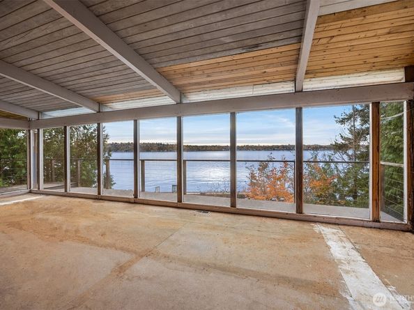 8001 West Mercer Way, Mercer Island WA 98040