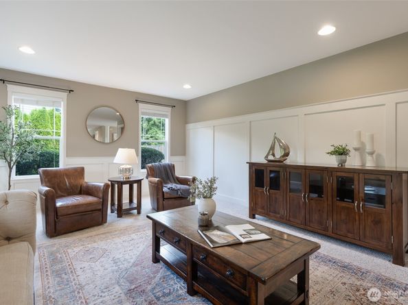15060 225th Avenue NE, Woodinville WA 98077