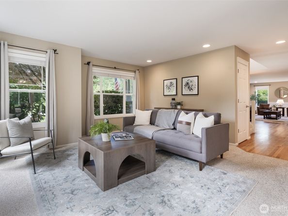 15060 225th Avenue NE, Woodinville WA 98077
