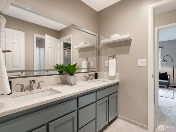 15060 225th Avenue NE, Woodinville WA 98077