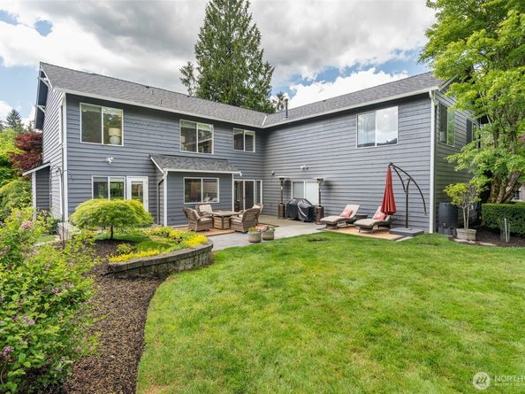 15060 225th Avenue NE, Woodinville WA 98077
