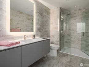 889 Avenue Square NE 2507, Bellevue WA 98004