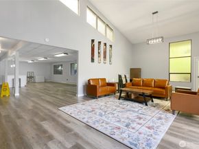 13271 15th Avenue NE B13, Seattle WA 98125