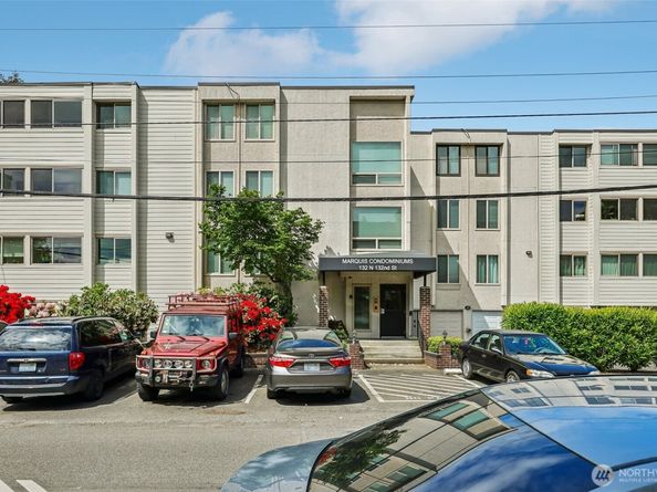 132 N 132nd 202, Seattle WA 98133