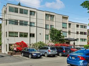 132 N 132nd 202, Seattle WA 98133