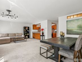 132 N 132nd 202, Seattle WA 98133