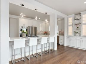 920 Big Tree Drive NW, Issaquah WA 98027
